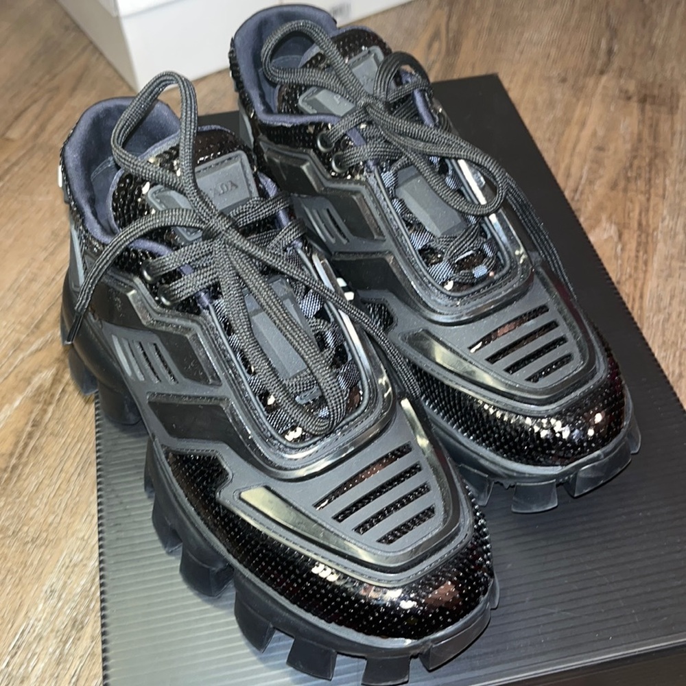 Prada cloudbust thunder sequin sneakers limited edition size 36(6)